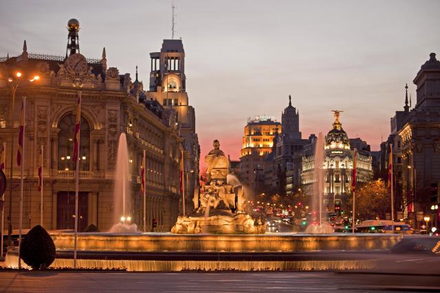 Los compradores extranjeros prefieren a España antes que al Reino Unido y Alemania.